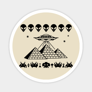 Pyramid   Area 51 Magnet